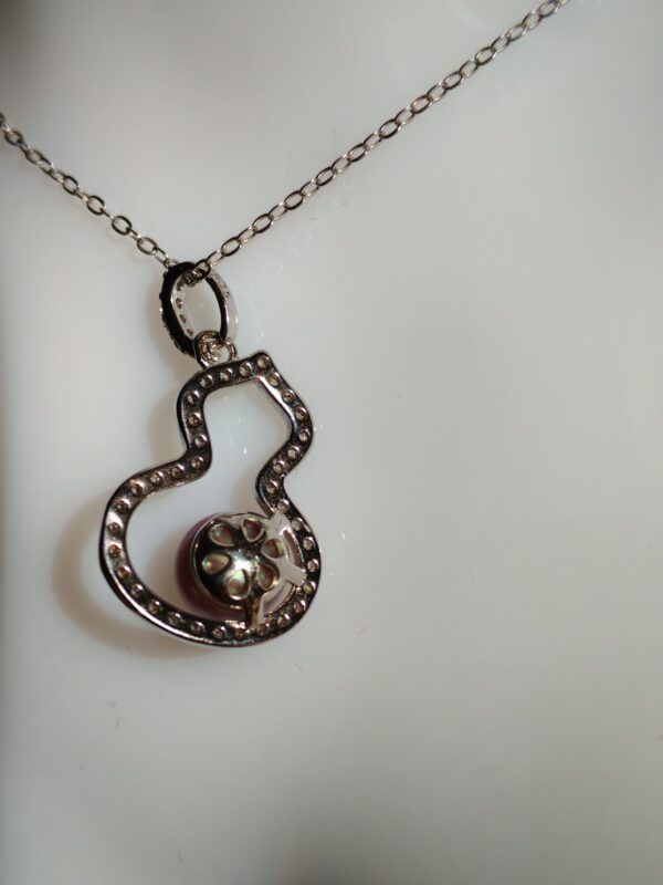 Collier pendentif perle violet argent sterling plaqué or blanc