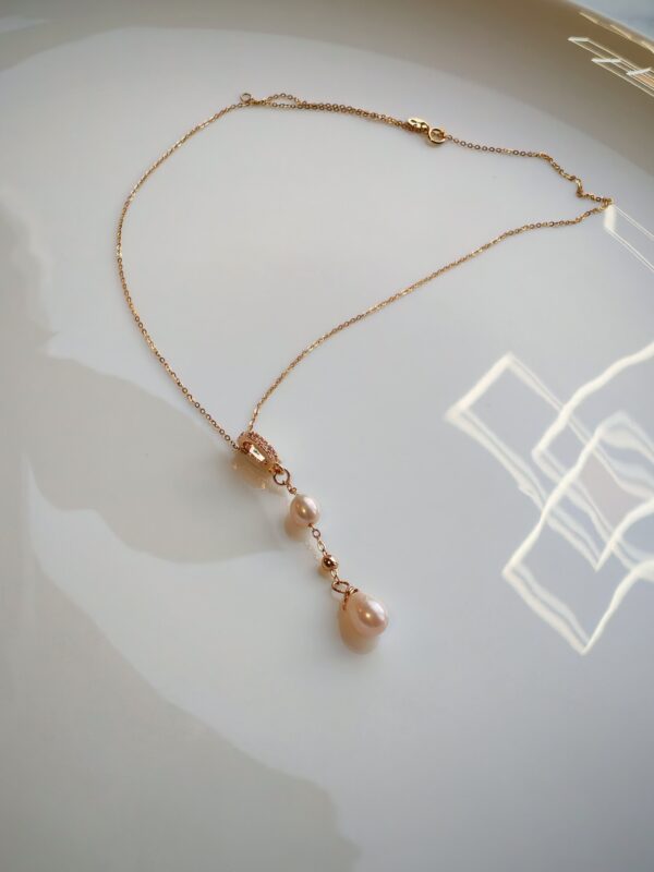 IMG_20260130_170620 Collier pendentif perle violet champagne plaqué or 14 carats