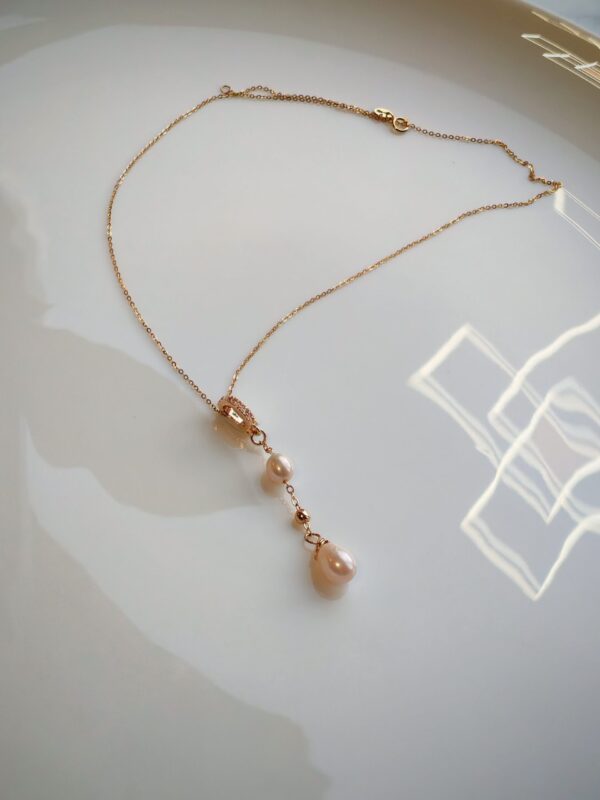 IMG_20260130_170620 Collier pendentif perle violet champagne plaqué or 14 carats