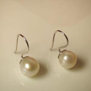 Boucles d'oreilles perle d'eau douce en argent, bijoux faits main, cadeau élégant pour femme – Argent 925 – Bijou fait main – Cadeau femme