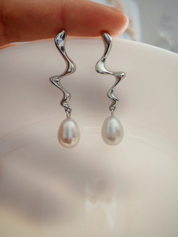 Boucles d'oreilles perle d'eau douce en plaqué or, bijoux faits main, cadeau élégant pour femme – Bijou fait main – Cadeau femme -