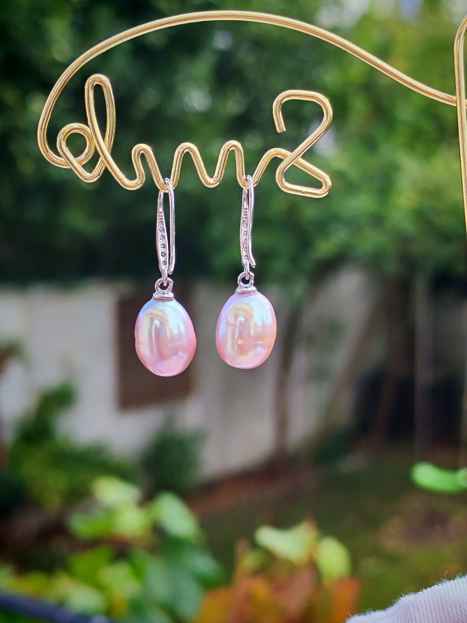 Boucles d'oreilles perle d'eau douce en argent, bijoux faits main, cadeau élégant pour femme – Argent 925 – Bijou fait main – Cadeau femme - Image 3