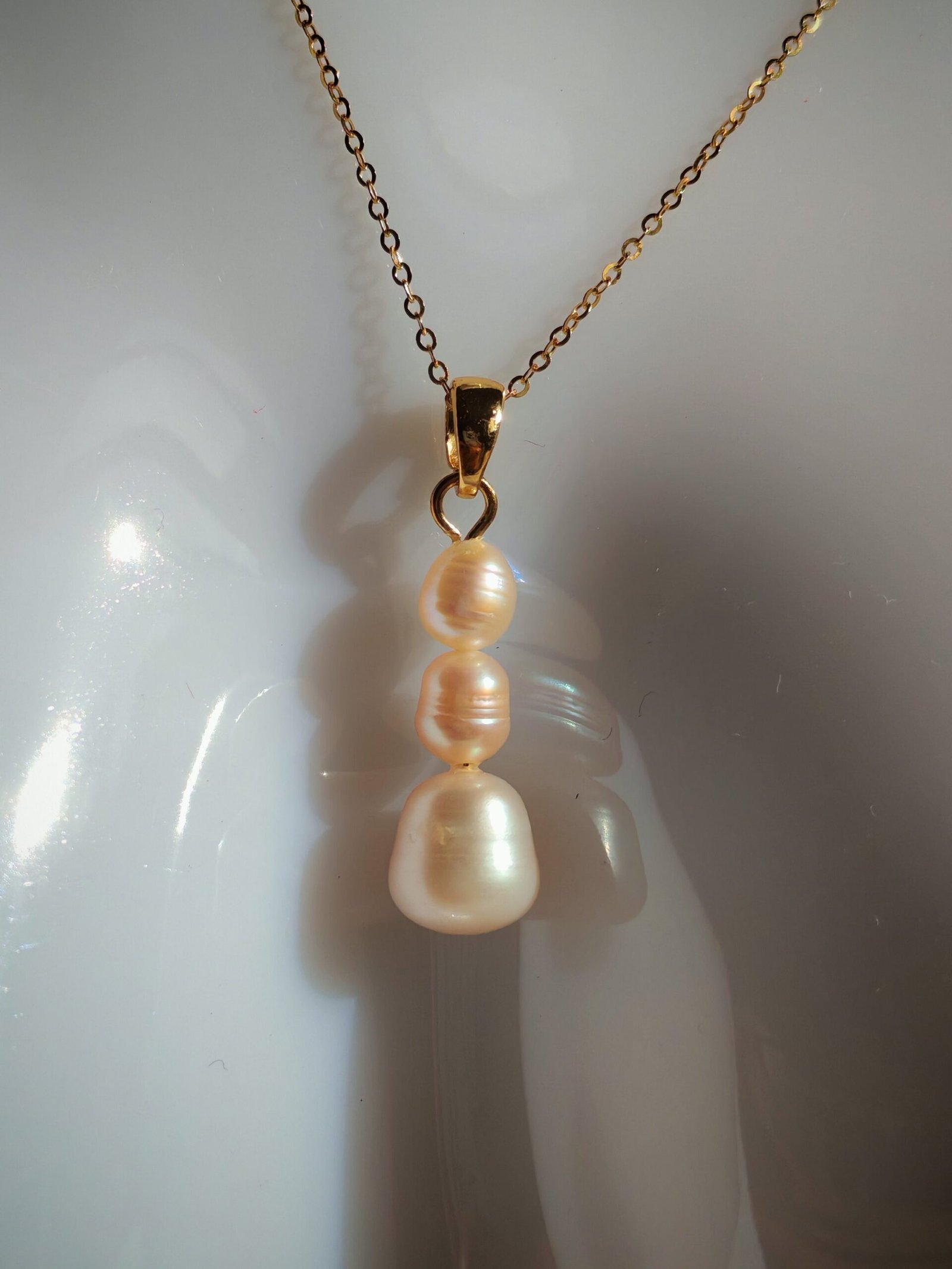 Collier pendentif perle plaqué or 14 carats - Image 2