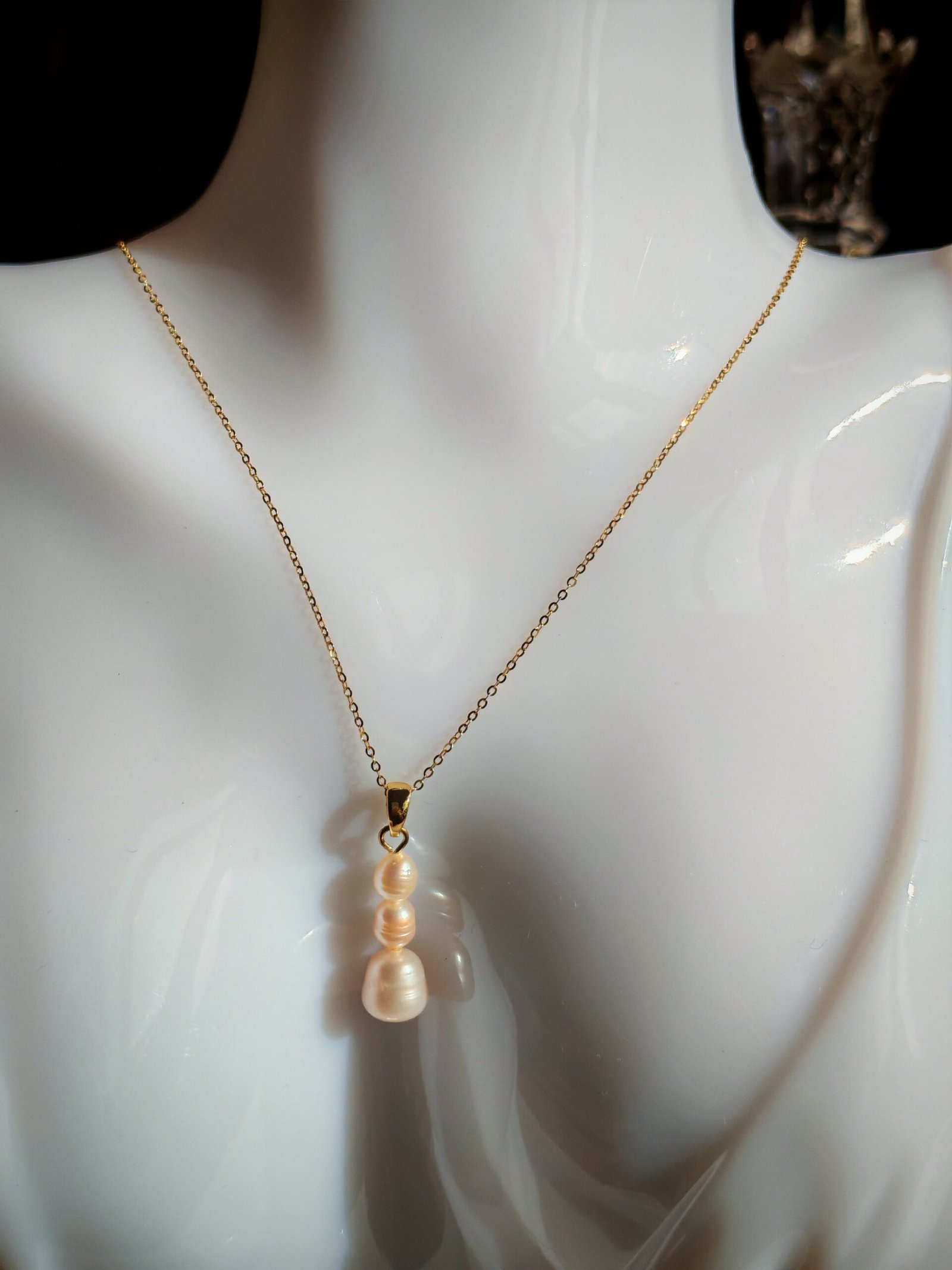Collier pendentif perle plaqué or 14 carats