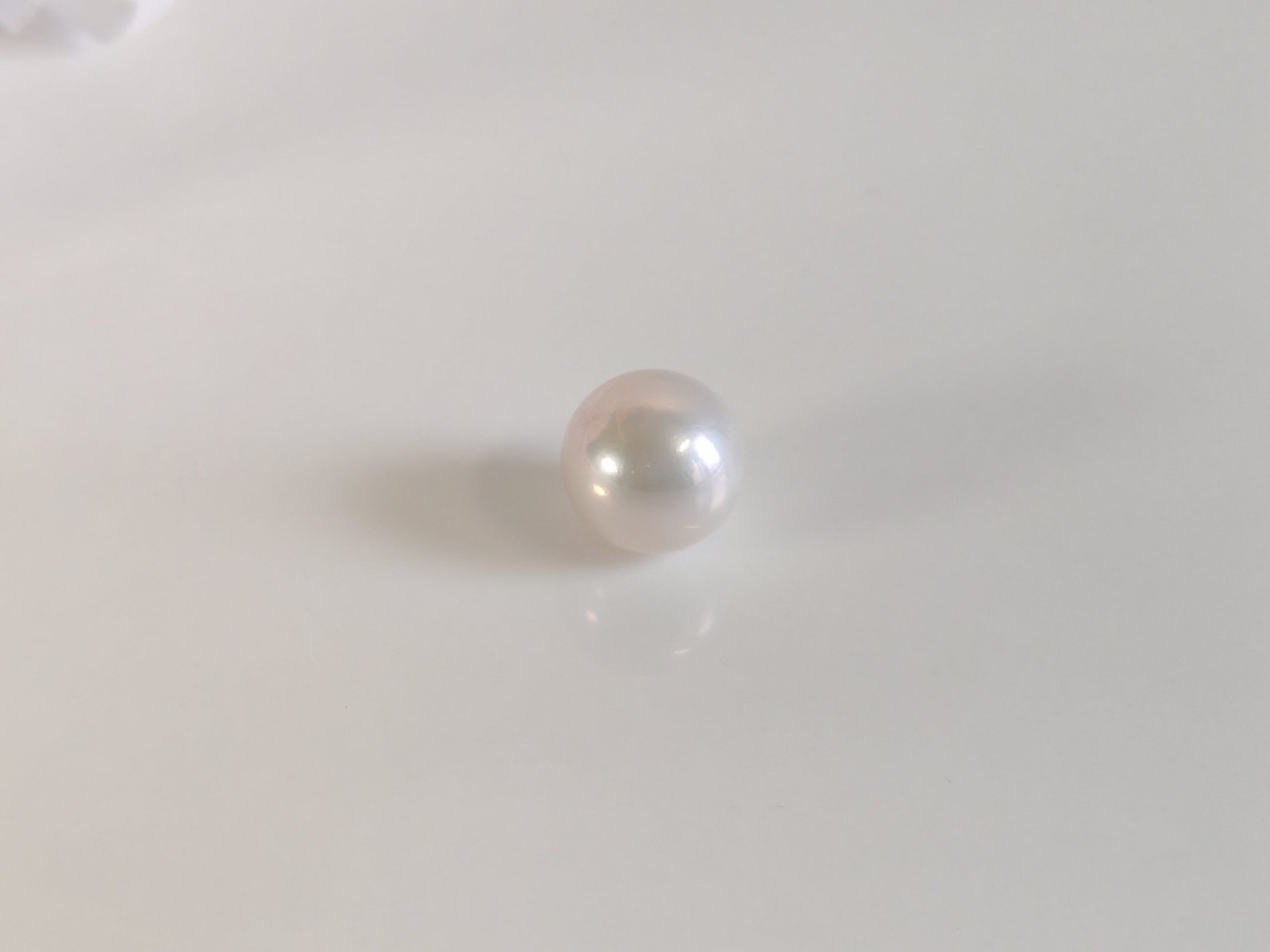 Perle de culture d'eau douce, blanche , ronde, 12.2mm x 1pc - Image 2